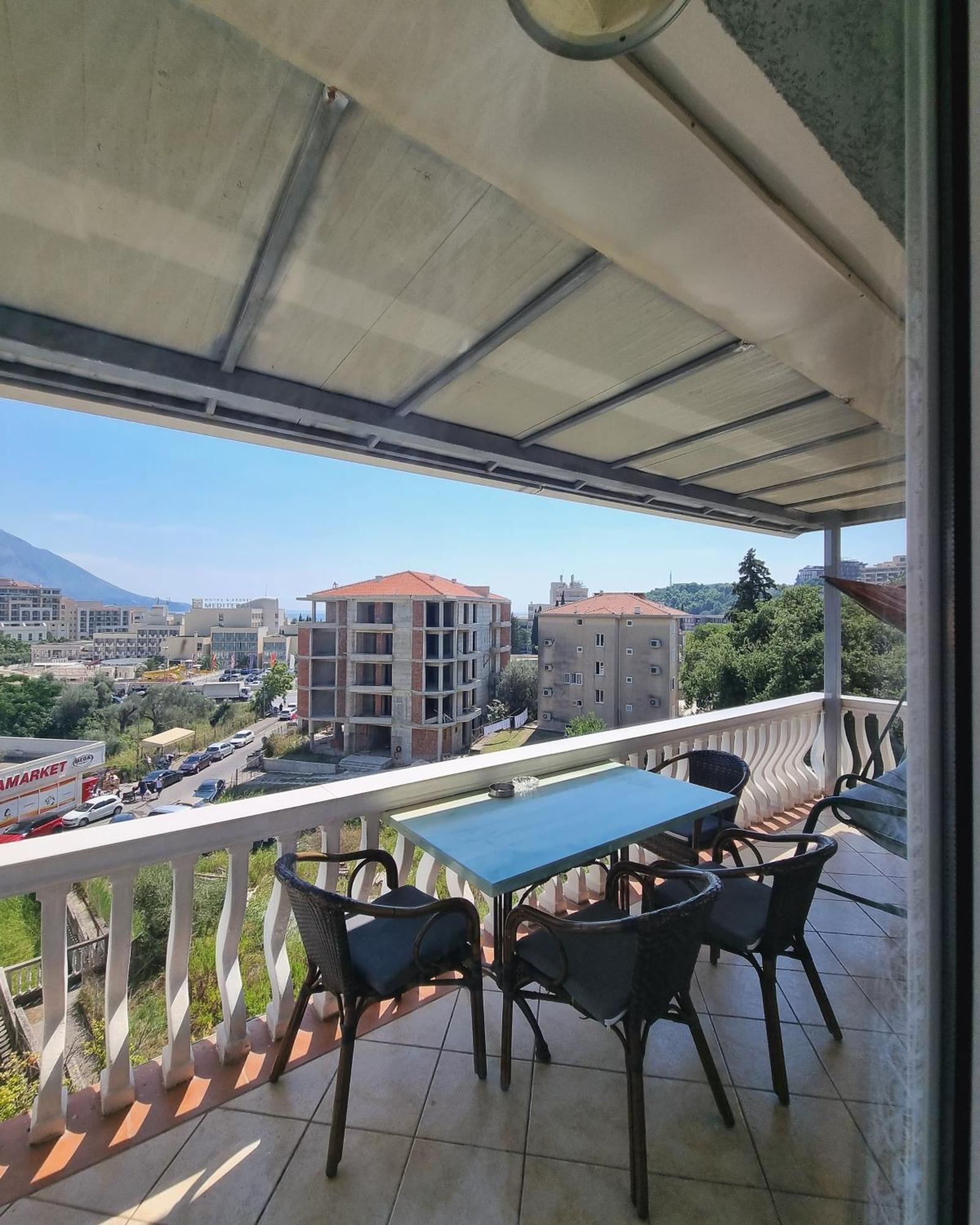 Apartment Bomasa *